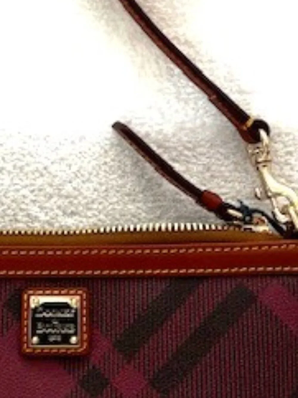 Dooney & Bourke large slim wristlet in Bordeaux plaid NWT
